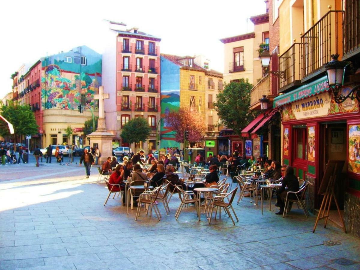 I ❤ Madrid Centre! La Latina - Plaza Mayor Extérieur photo
